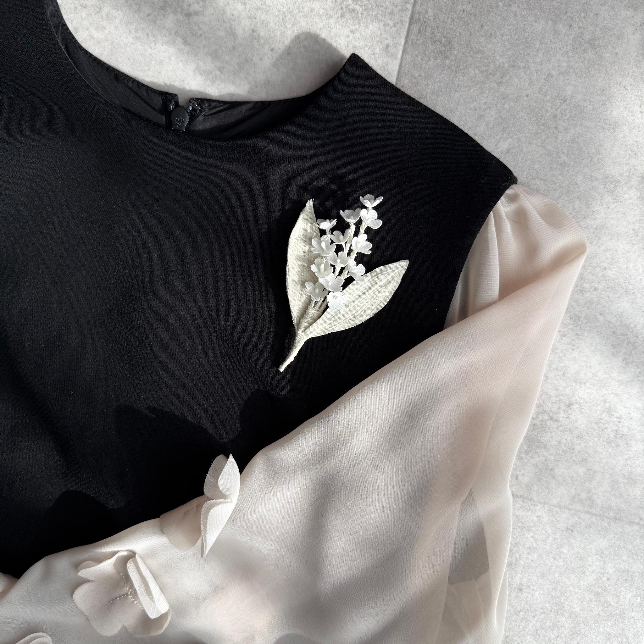 「卒業式のコサージュはダサい」って本当？今の正解を探して。